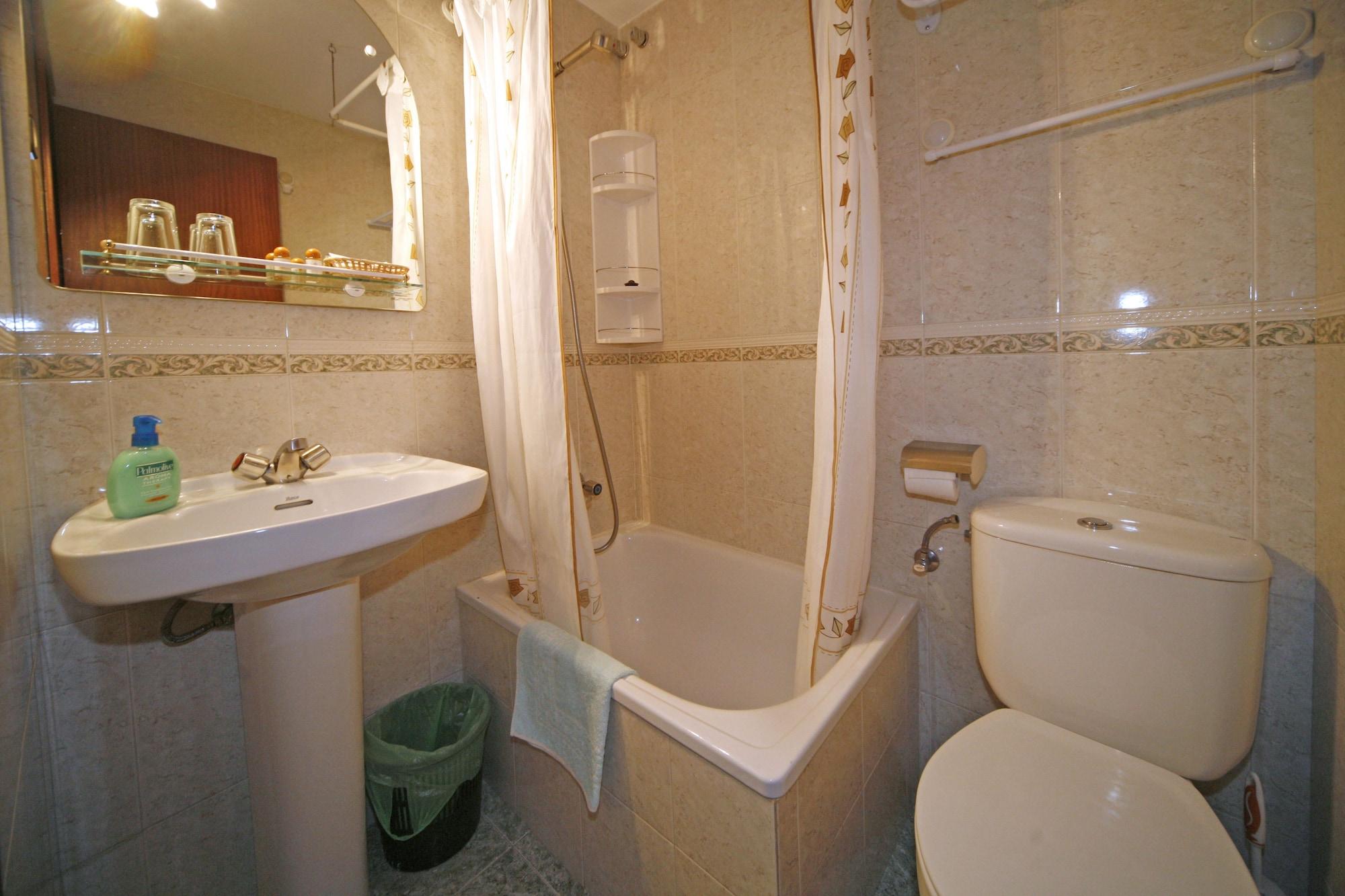โอสตัล ซาน อันโตนิโอ Hotel มาดริด ภายนอก รูปภาพ